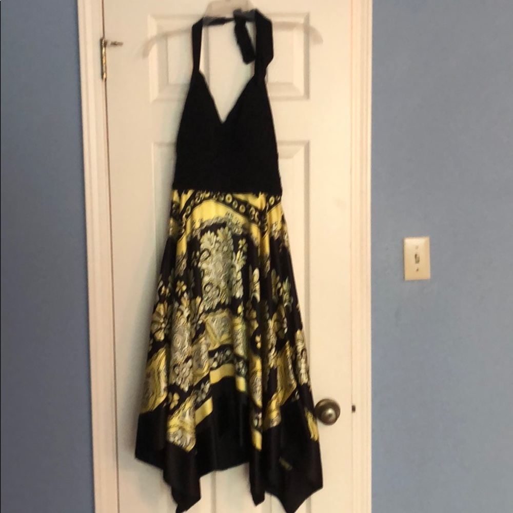 Yellow and Black Halter Sangria Dress